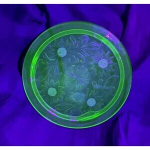 1930s Uranium Glass “Sunflower” Cake Plate with Three‎ Feet & Vintage Patina